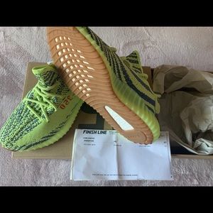 Adidas Yeezy Boost 350 V2 “ Yellow Frozen”